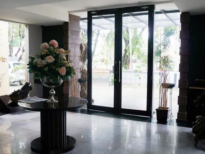 Rumah Nenek Hotel And Restaurant Παντάνγκ Εξωτερικό φωτογραφία
