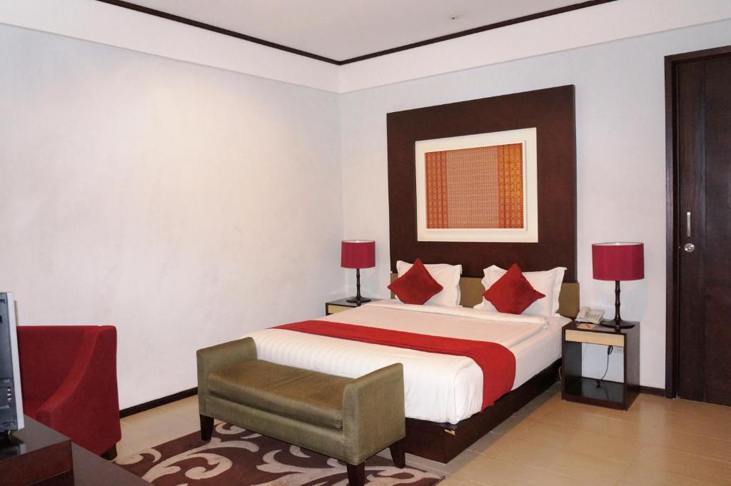 Rumah Nenek Hotel And Restaurant Παντάνγκ Εξωτερικό φωτογραφία