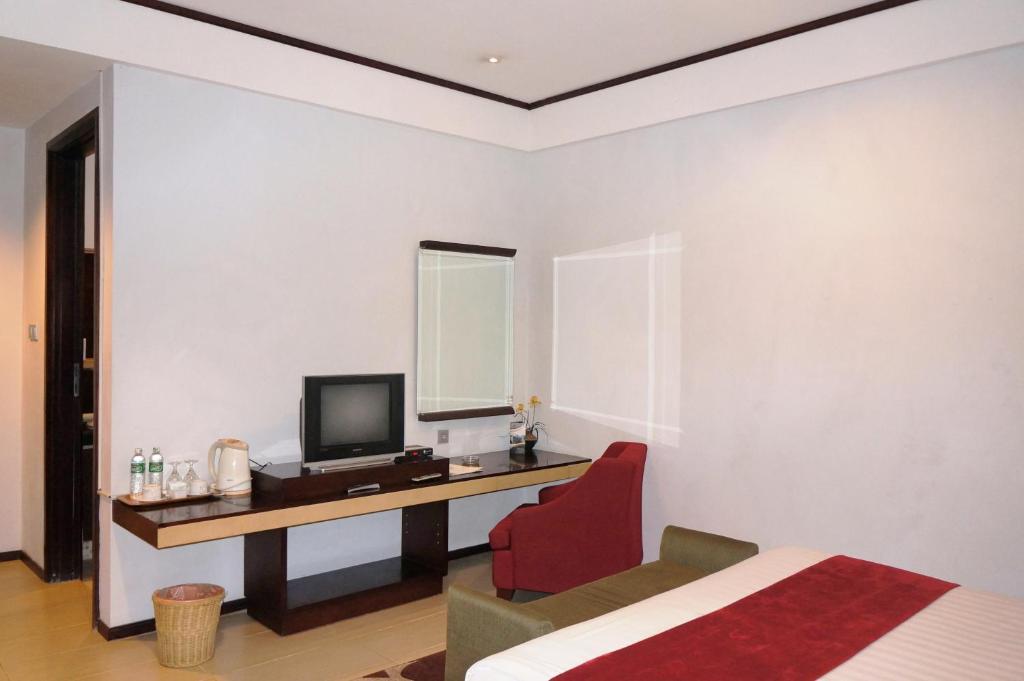 Rumah Nenek Hotel And Restaurant Παντάνγκ Εξωτερικό φωτογραφία